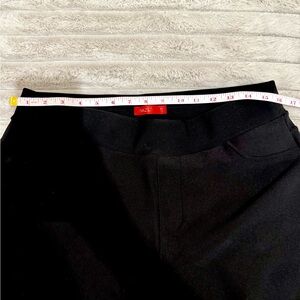 Maze Women's Black Pull on Pants XL